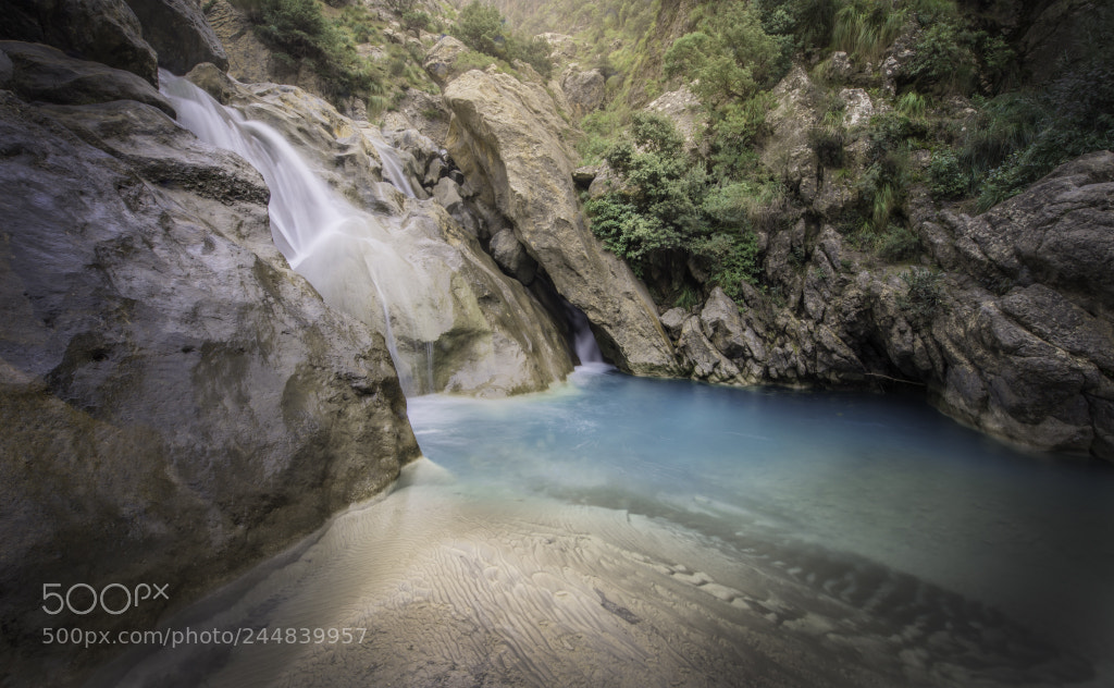 Nikon D810 sample photo. Cold river falls photography