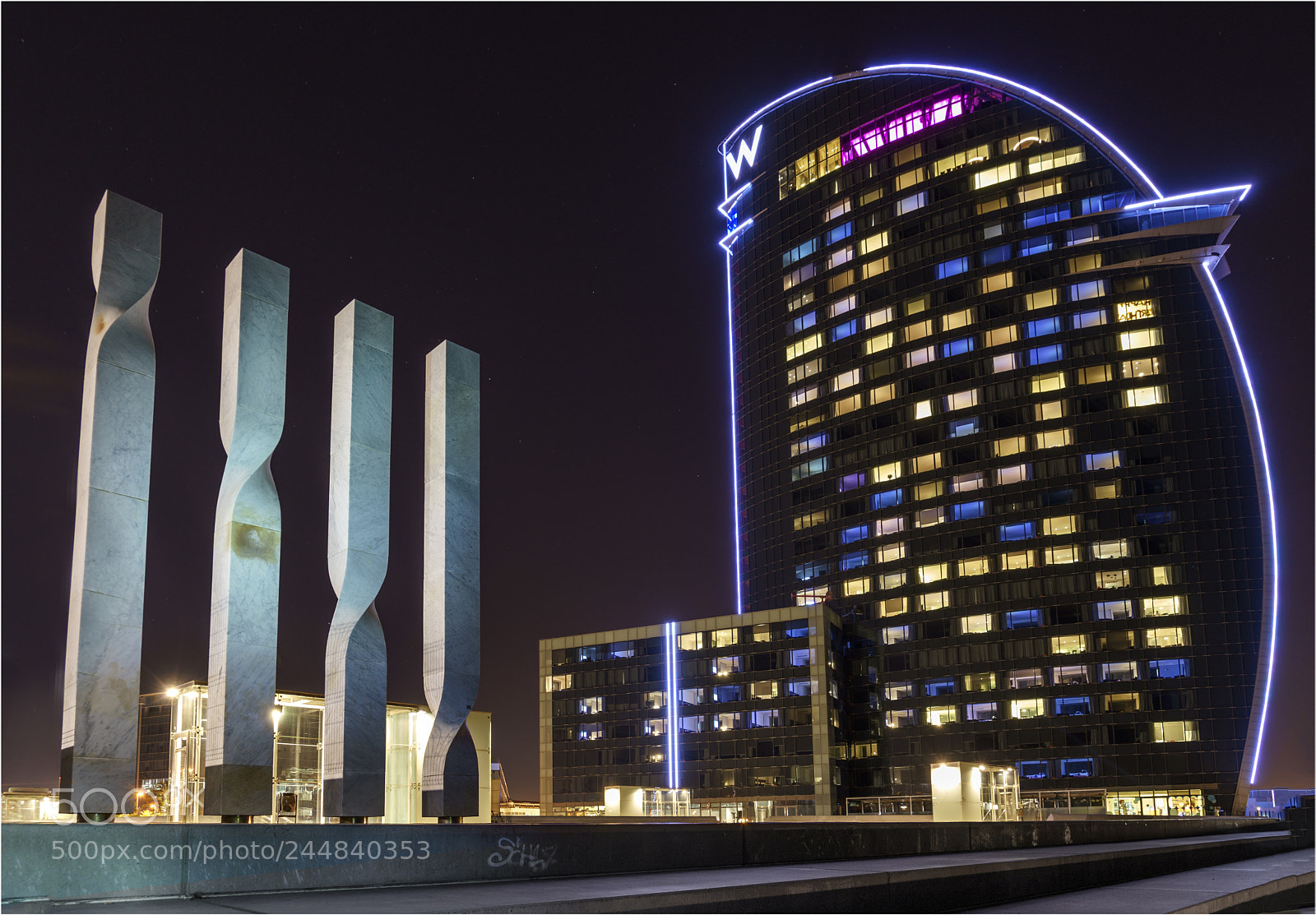 Sony a7 II sample photo. Barcelona de noche photography