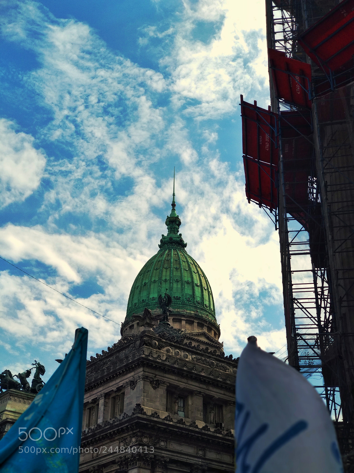Xiaomi Mi A1 sample photo. Congreso photography