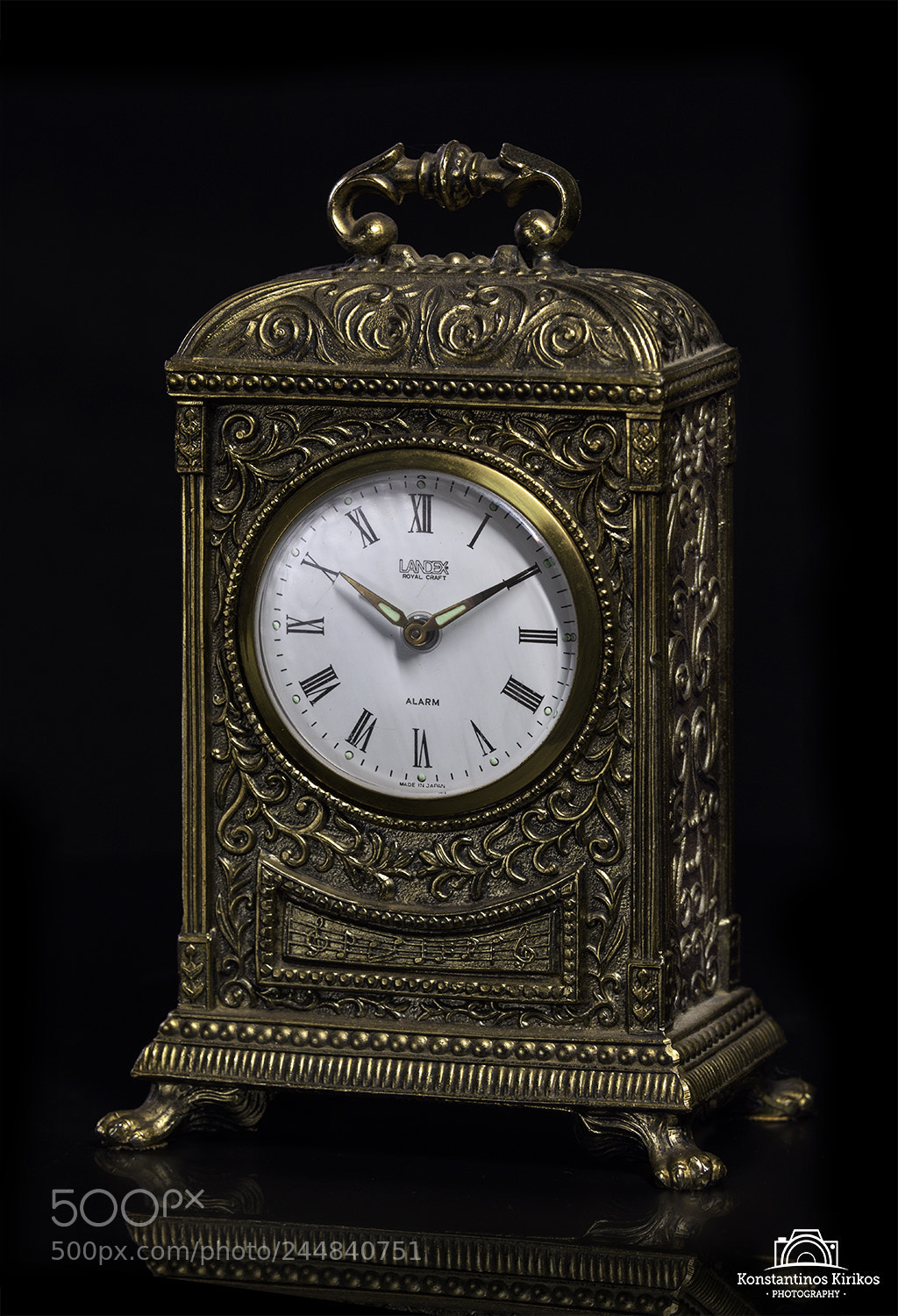 Nikon D7200 sample photo. Vintage clock photography