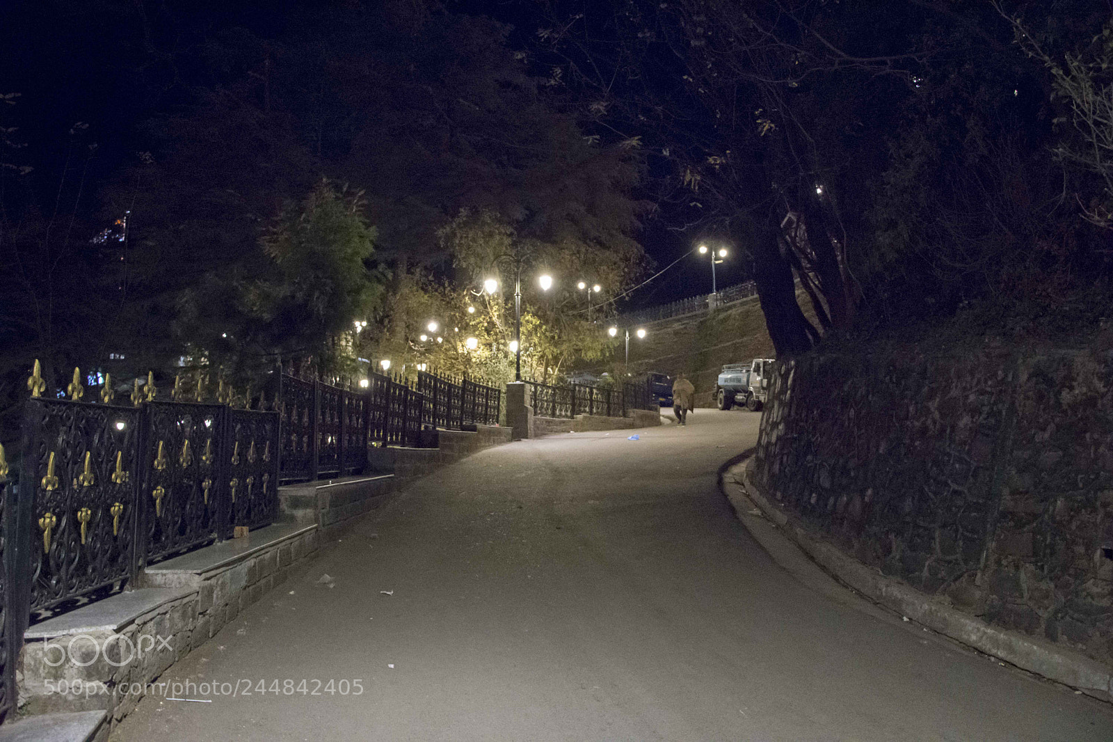 Nikon D7200 sample photo. Some random street in photography