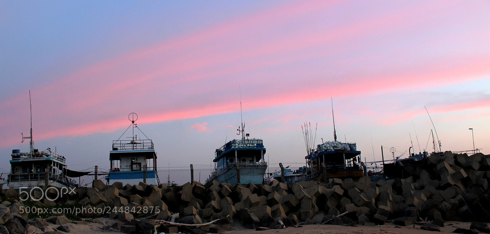 Canon EOS 1300D (EOS Rebel T6 / EOS Kiss X80) sample photo. Twilight photography
