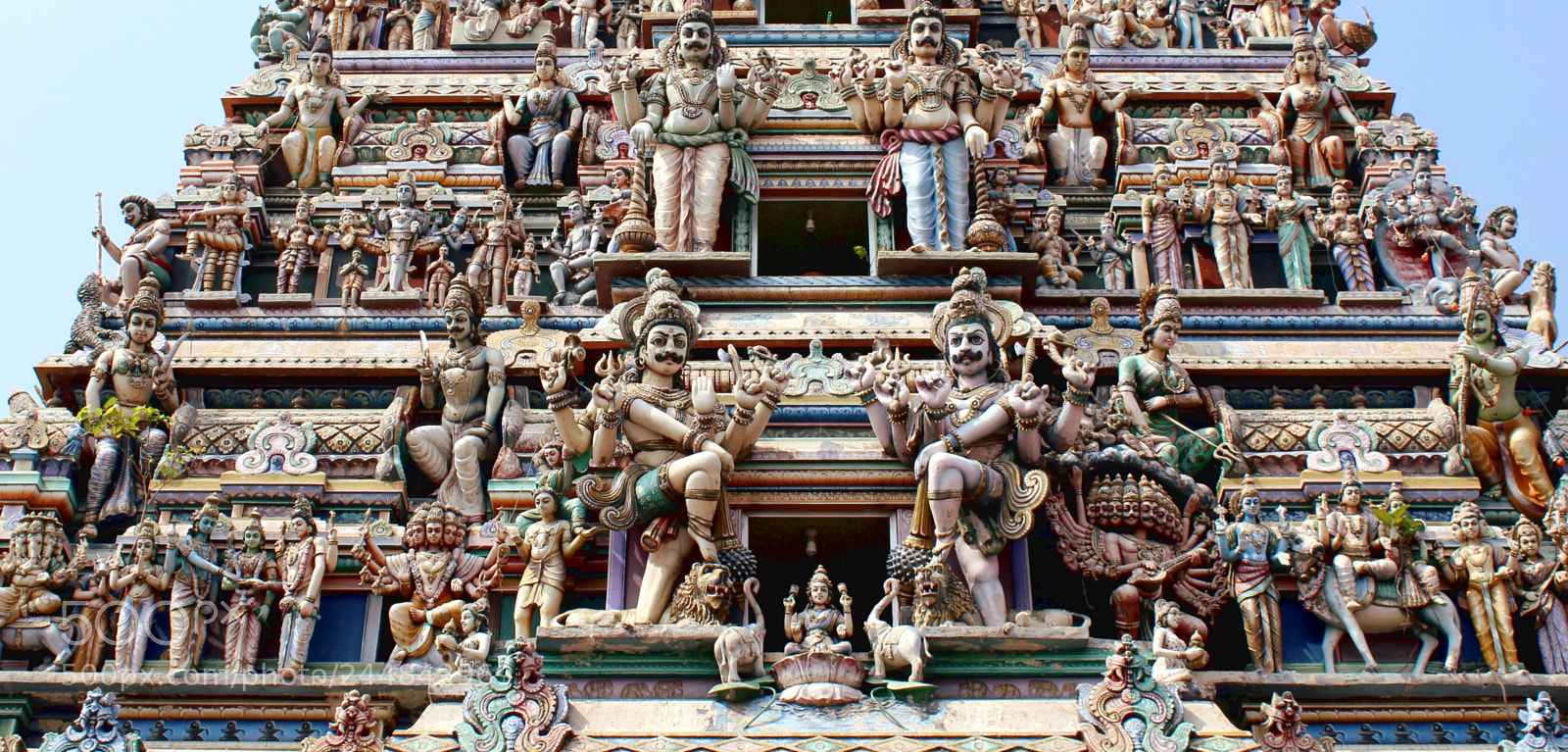 Canon EOS 1300D (EOS Rebel T6 / EOS Kiss X80) sample photo. Gopuram photography