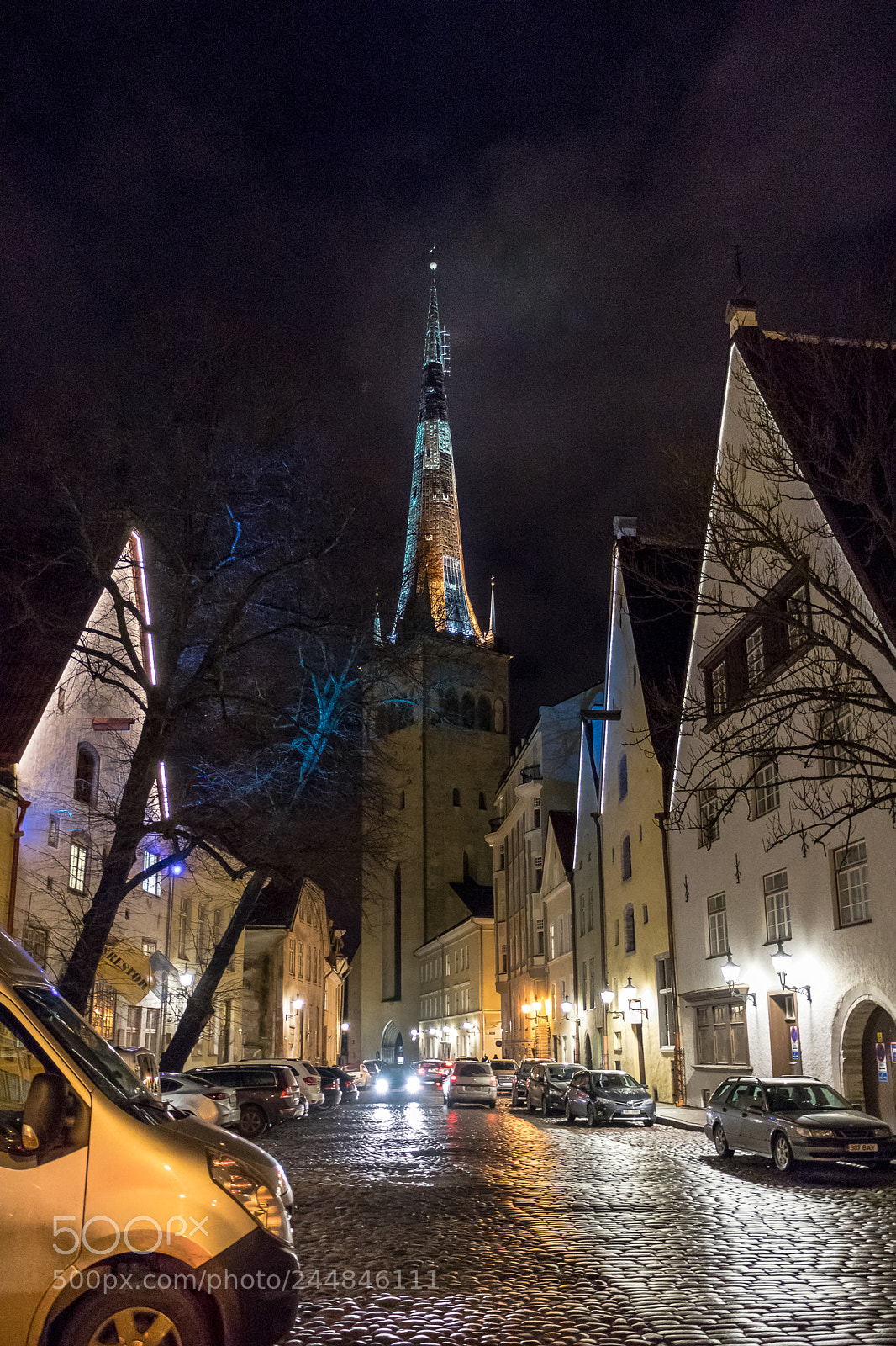 Canon EOS M5 sample photo. Tallinn old town by photography