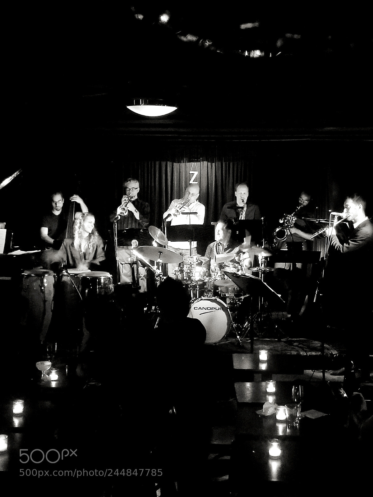 Samsung Galaxy S8+ sample photo. Zinc bar (jazz bar) photography
