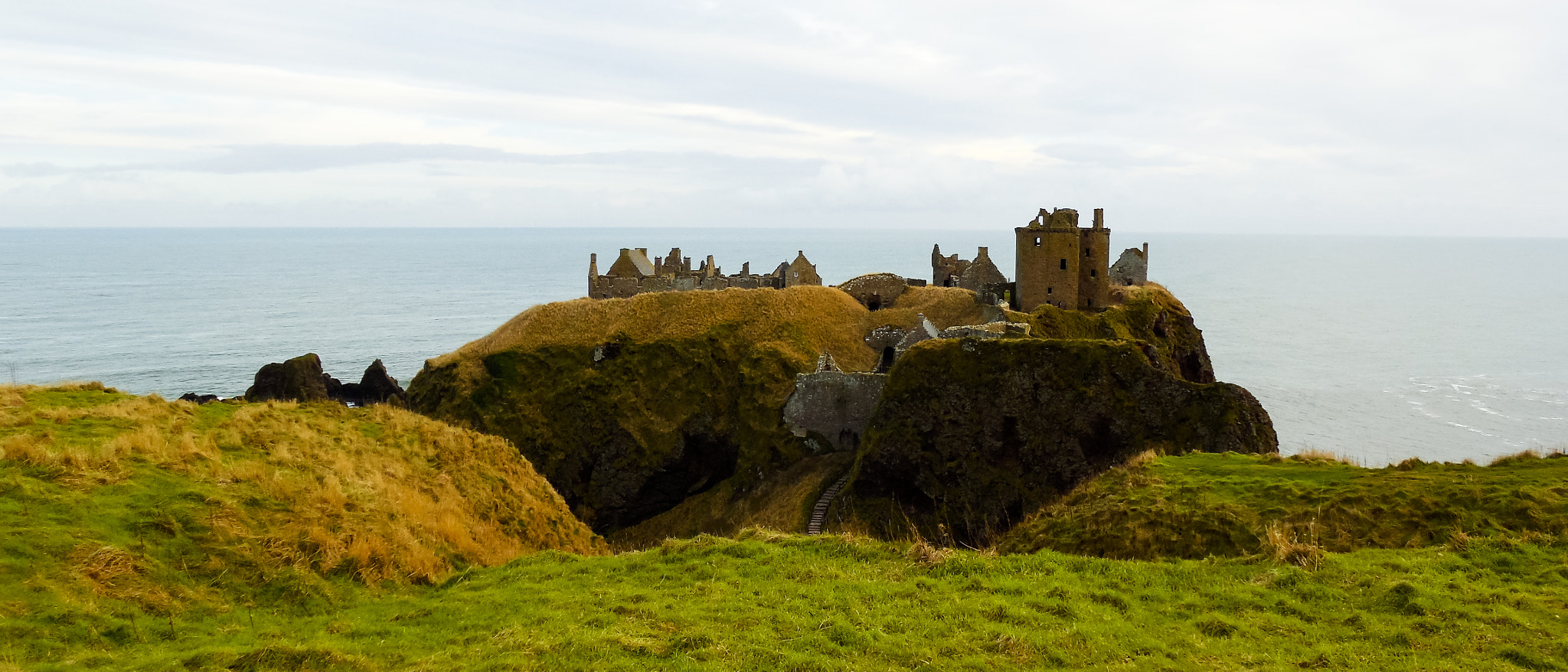 Nikon Coolpix S5200 sample photo. Dunnottar castle photography