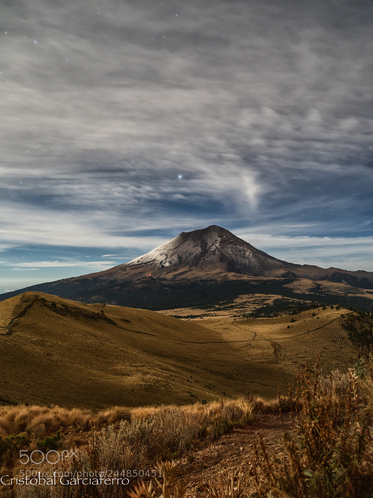 Pentax 645Z sample photo. Moonlight and volcano photography