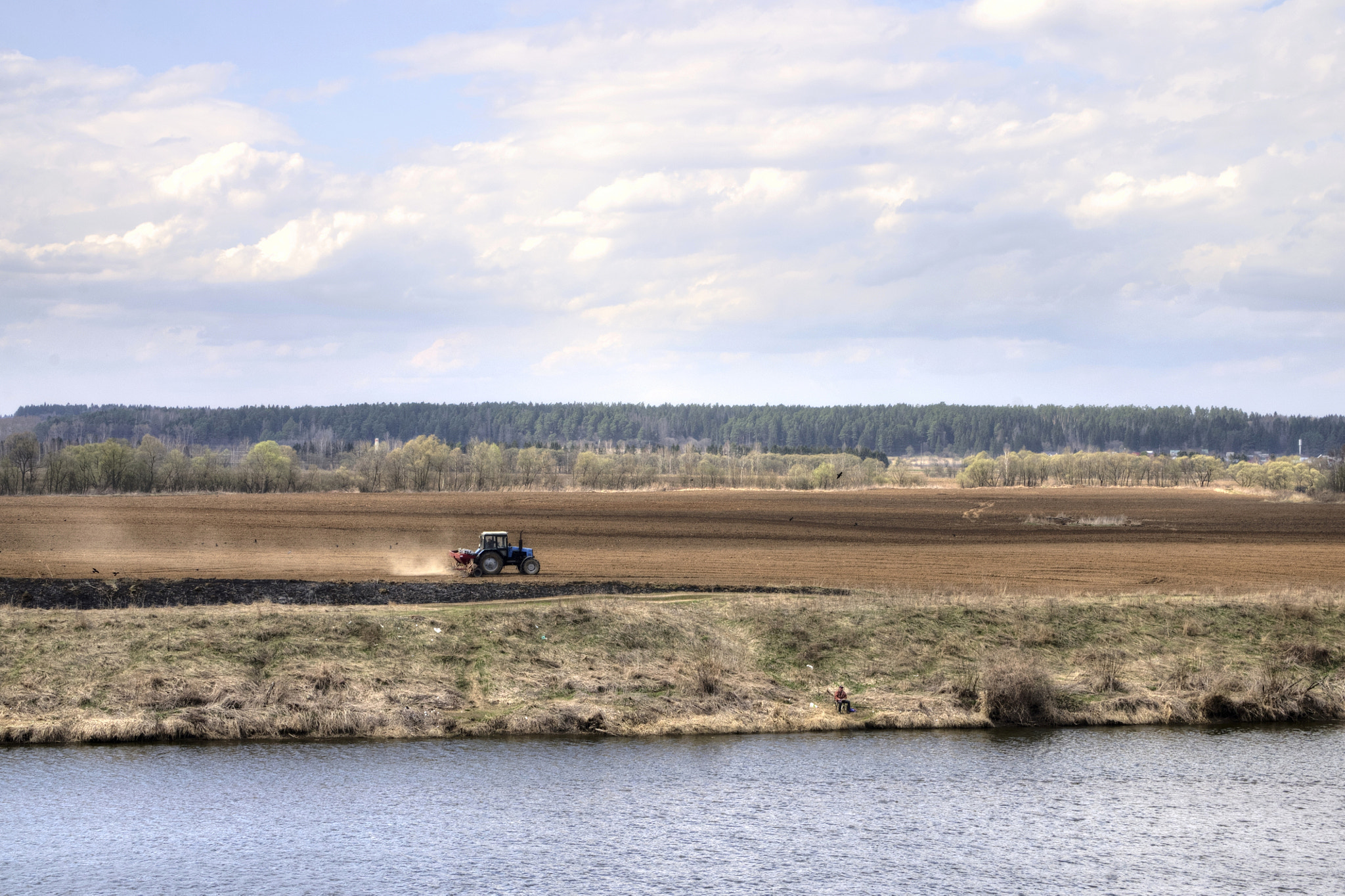 Pentax smc DA 16-45mm F4 ED AL sample photo. Tractor in the field photography