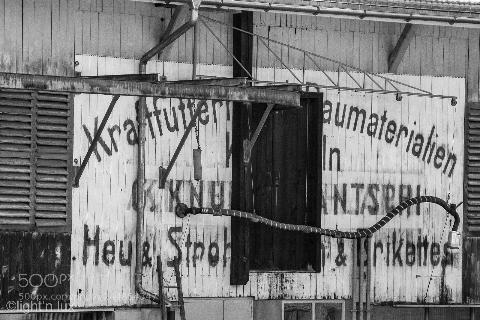Canon EOS 100D (EOS Rebel SL1 / EOS Kiss X7) sample photo. Lost place photography