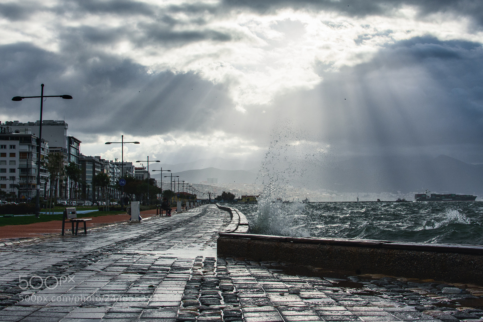 Nikon D7200 sample photo. A stormy day photography