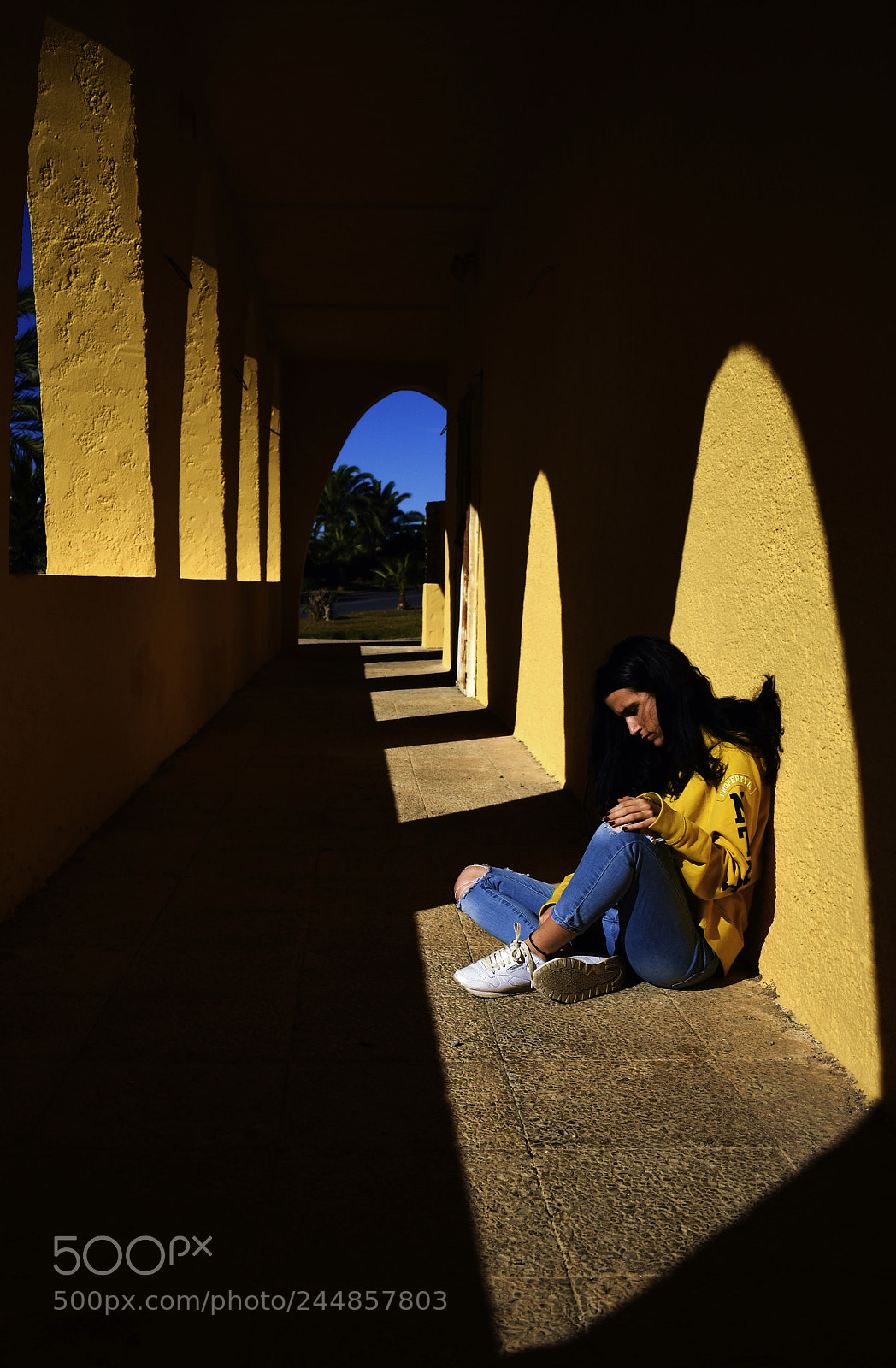 Nikon D3400 sample photo. Girl in arched shadows photography