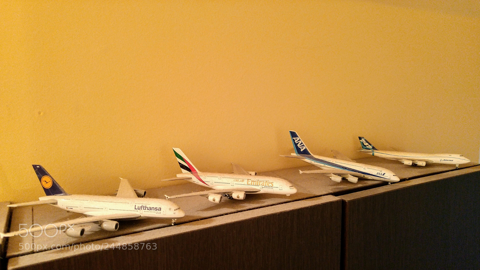 LG G4 sample photo. All lined up with photography