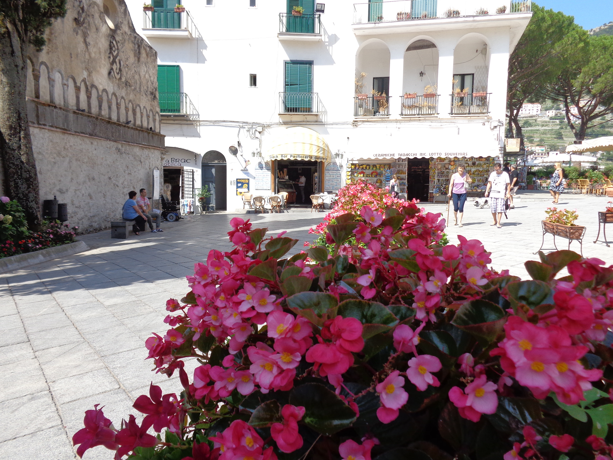 Sony Cyber-shot DSC-W730 sample photo. Italy photography