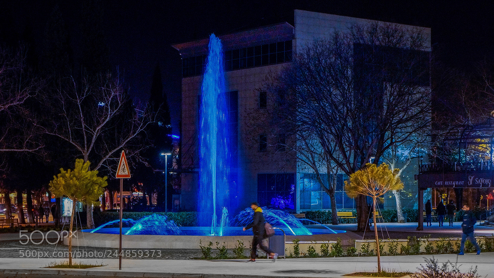 Sony Alpha NEX-5N sample photo. Night walk in the photography
