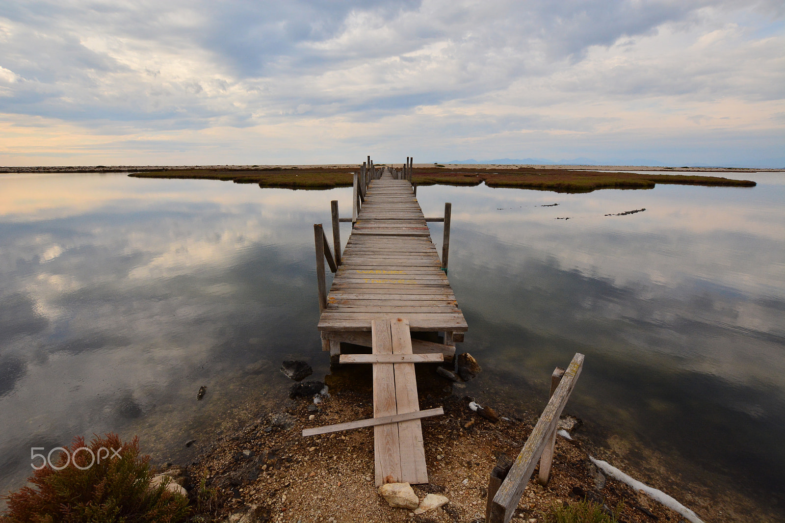 Nikon D5200 + Sigma 10-20mm F3.5 EX DC HSM sample photo. L38 photography