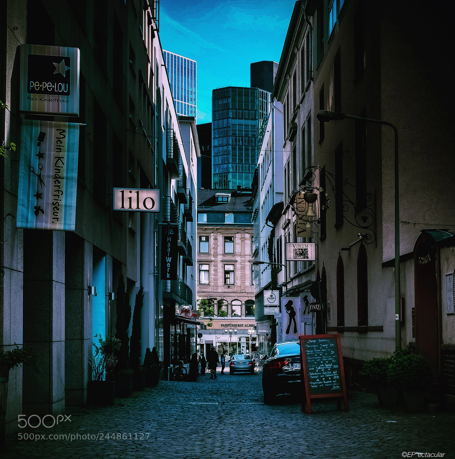 Nikon D3200 sample photo. Street of frankfurt street photography