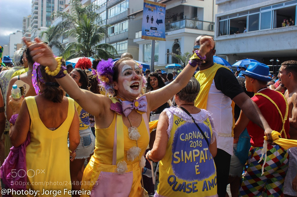 Canon EOS 600D (Rebel EOS T3i / EOS Kiss X5) sample photo. Carnaval - bloco simpatia photography