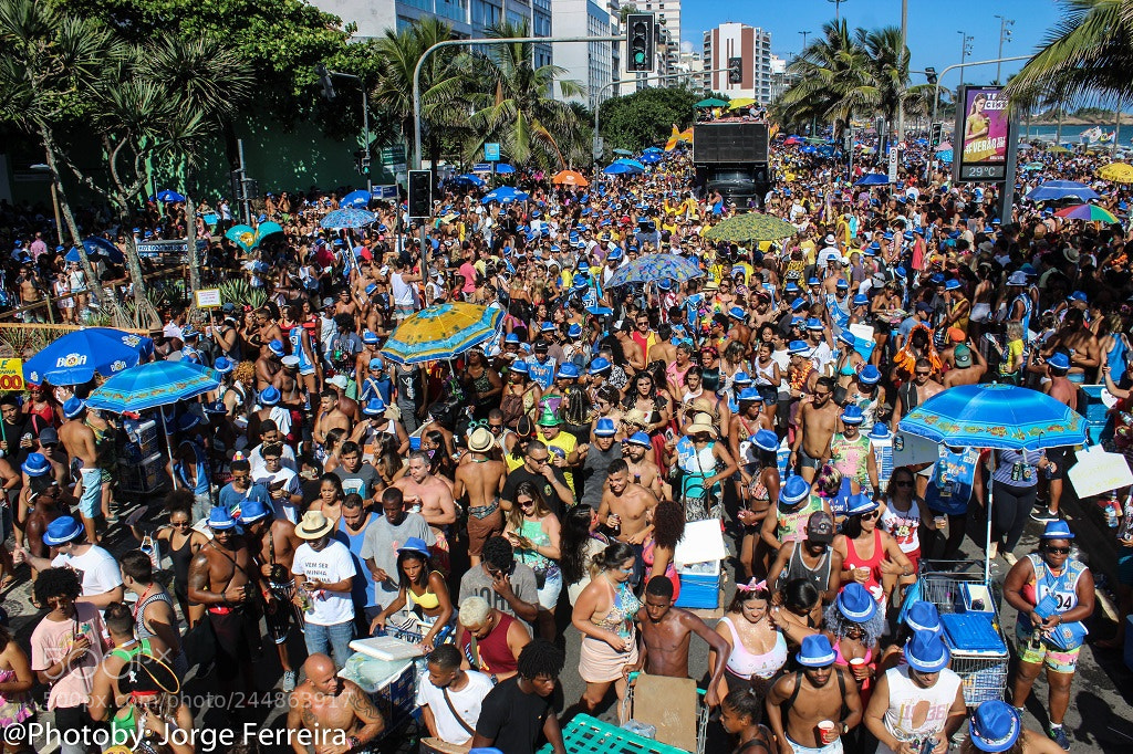 Canon EOS 600D (Rebel EOS T3i / EOS Kiss X5) sample photo. Carnaval - bloco simpatia photography