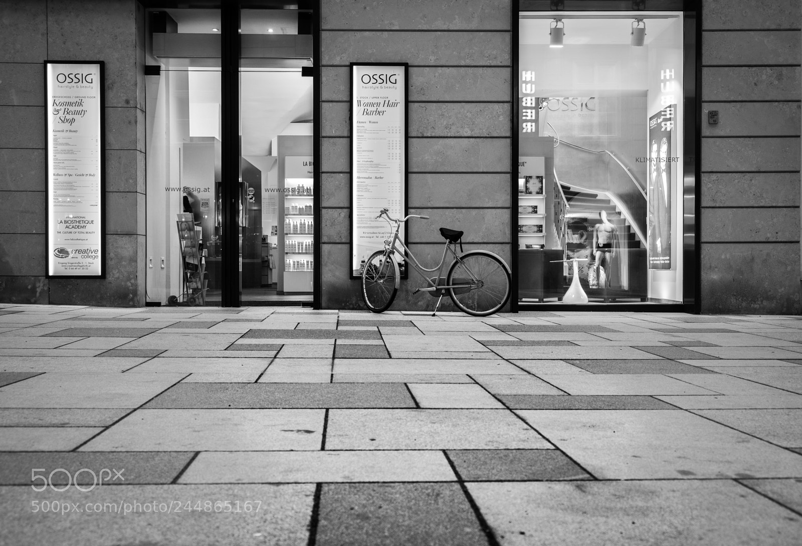 Fujifilm X-T2 sample photo. The forgotten bicycle photography