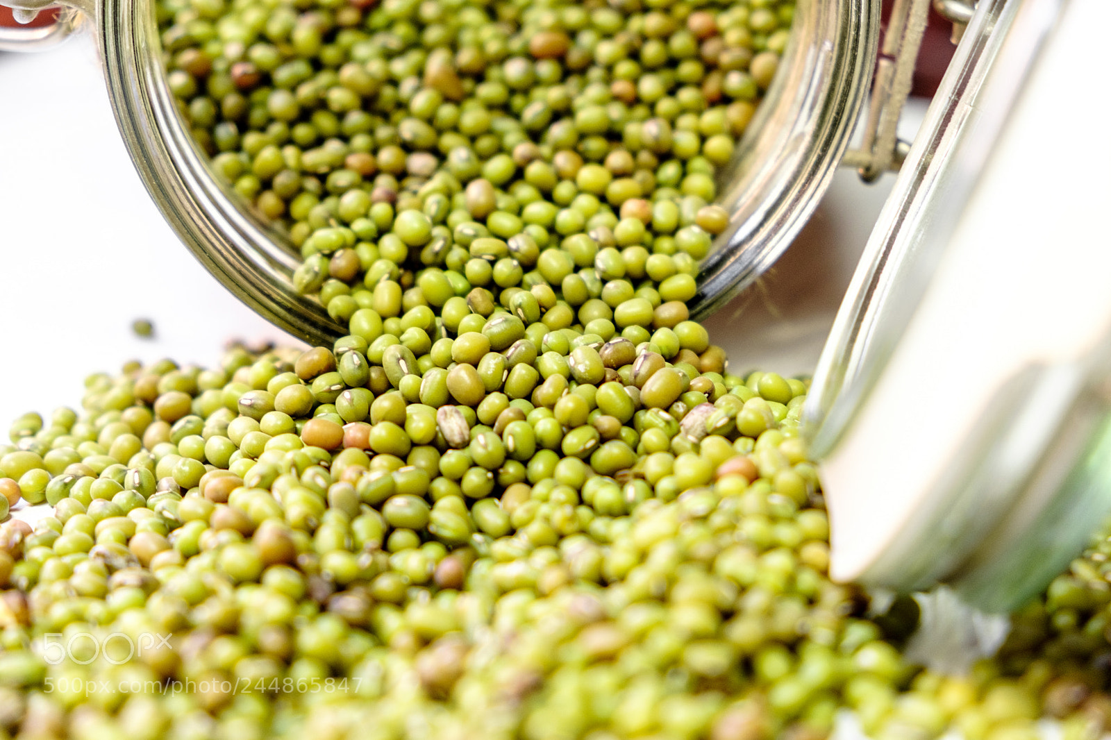 Fujifilm X-T2 sample photo. Mung beans glass shelf photography