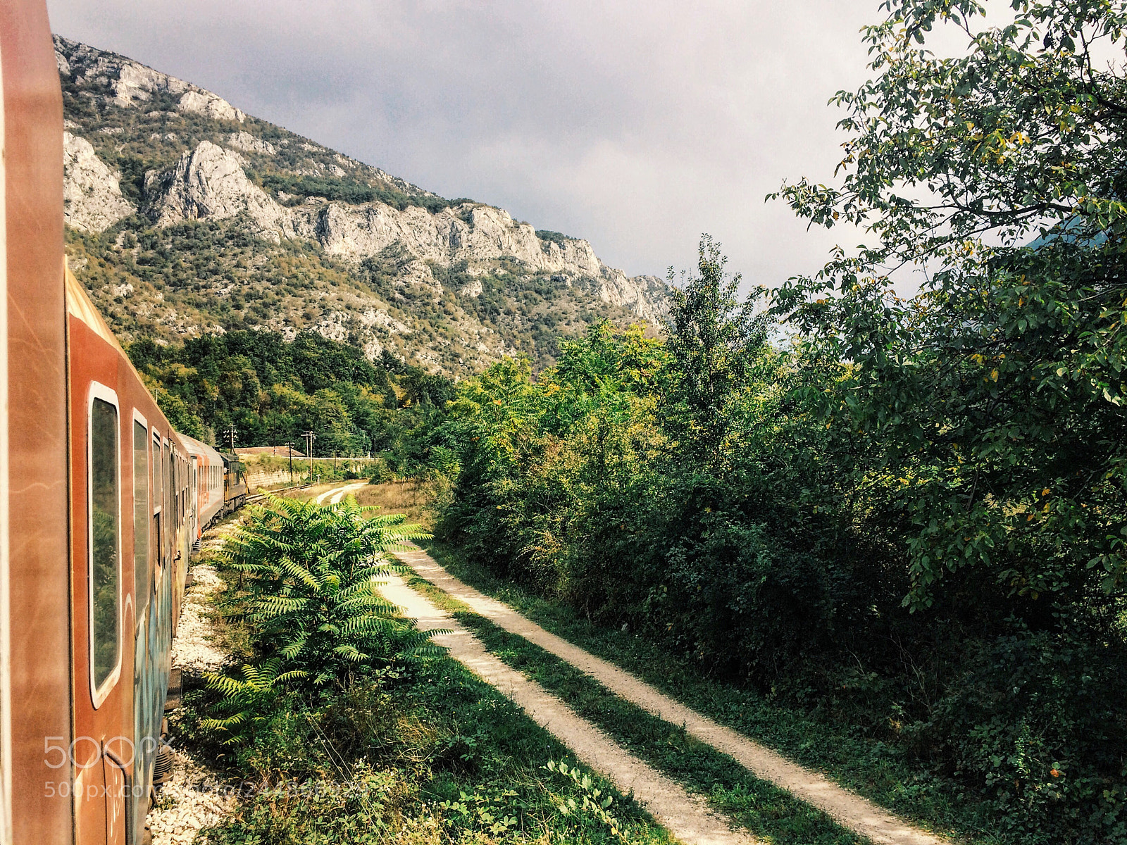 Apple iPhone 5s sample photo. Road trip photography