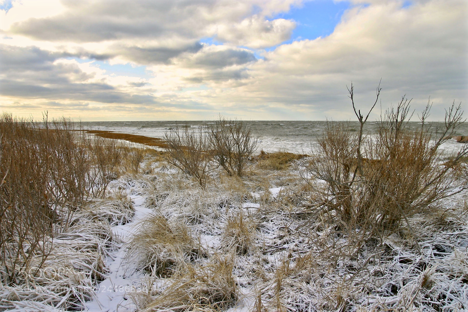 Canon EOS 10D sample photo. Snow dust on beach photography