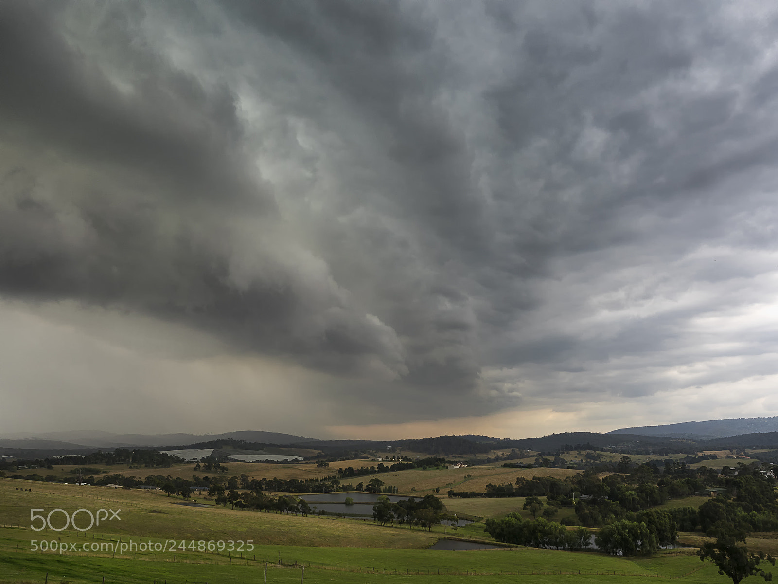 Olympus OM-D E-M5 II sample photo. Summer storm photography