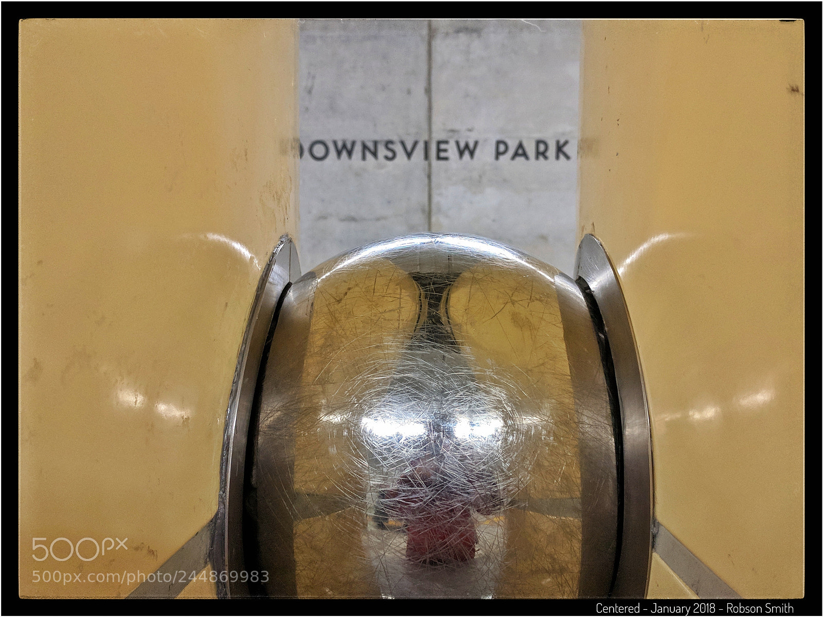 Google Pixel sample photo. Centered - daily photo photography