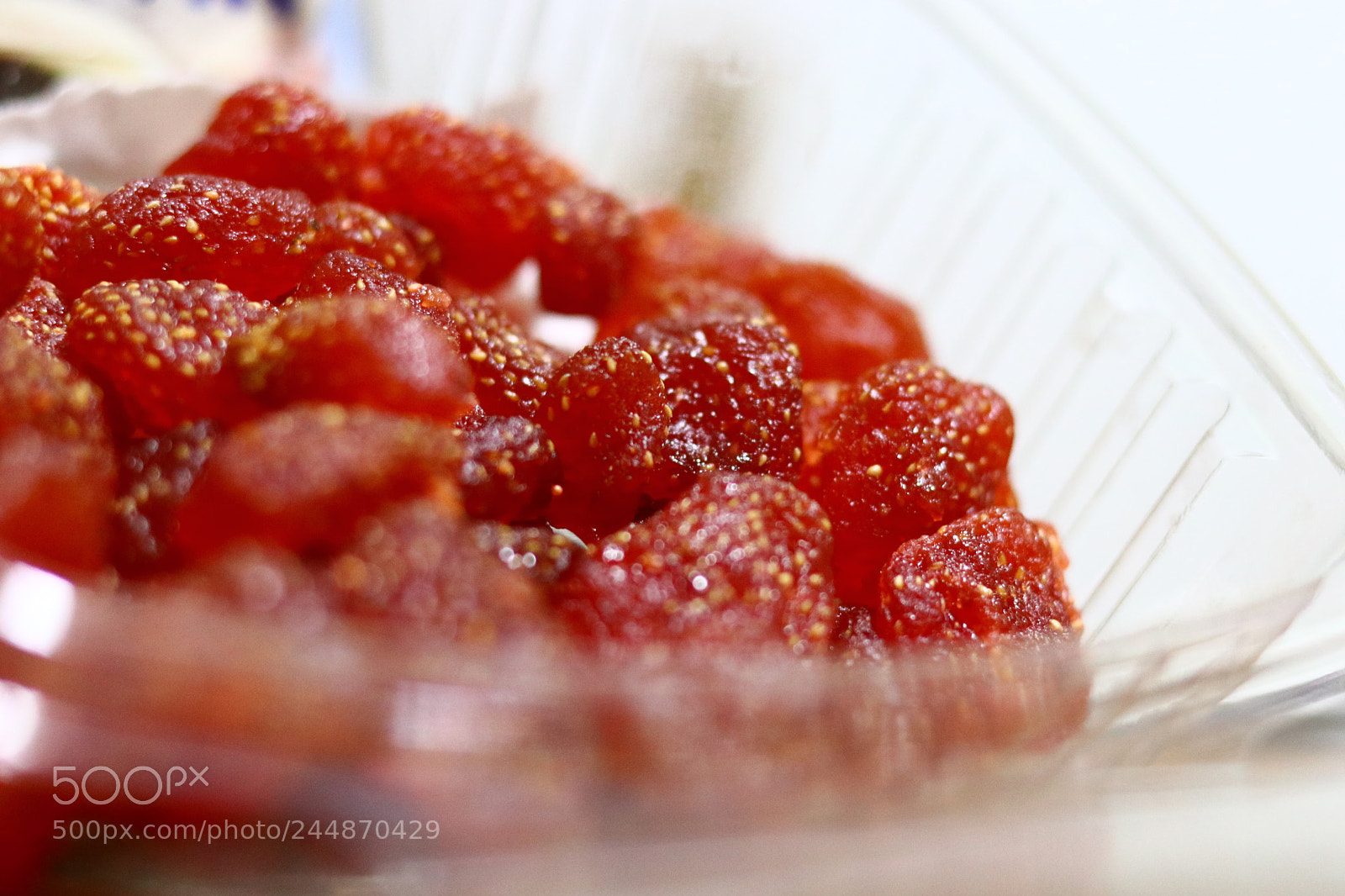 Canon EOS 80D + Canon EF 50mm F1.8 STM sample photo. Strawberry photography