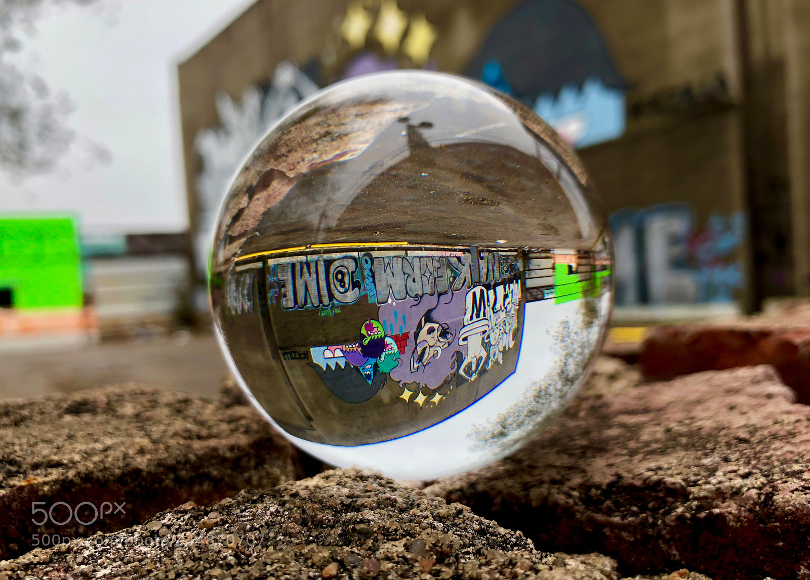Apple iPhone 8 Plus sample photo. Graffiti photography