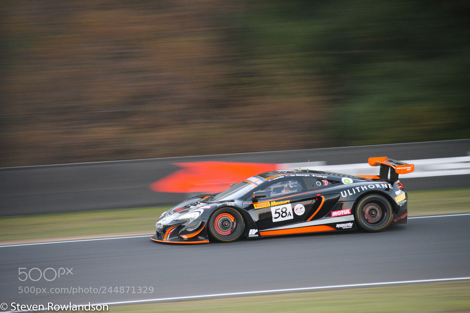 Canon EOS-1Ds Mark III sample photo. Bathurst 12 hour 2018 race day photography