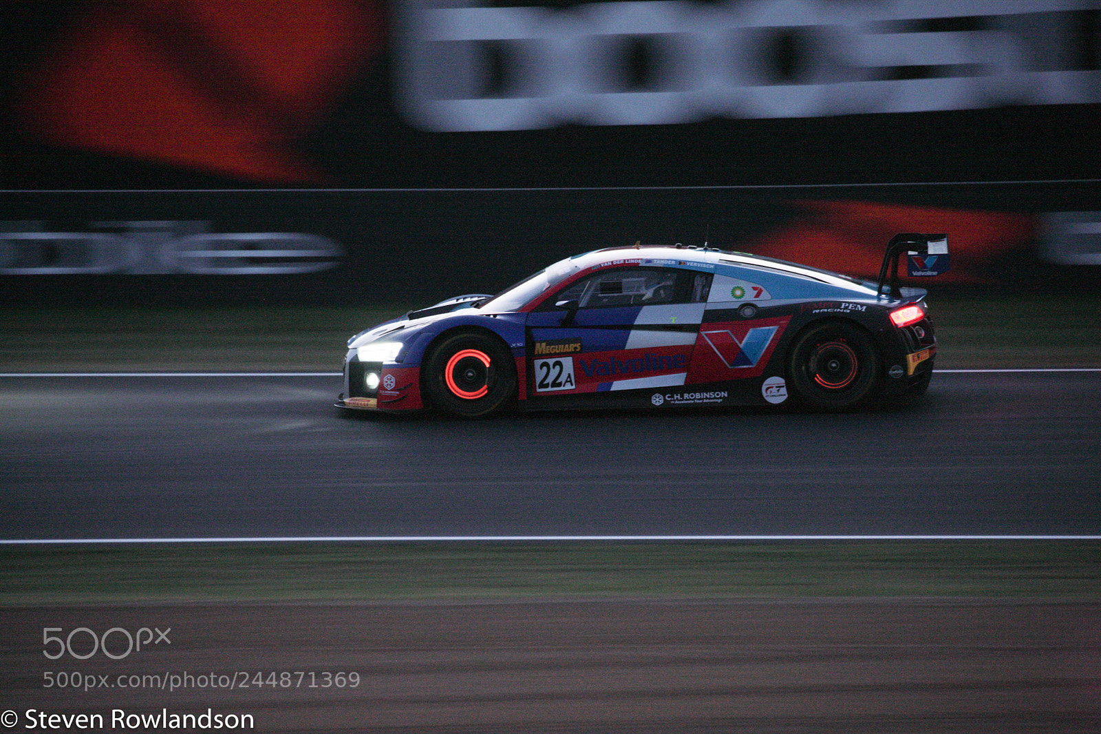 Canon EOS-1Ds Mark III sample photo. Bathurst 12 hour 2018 race day photography