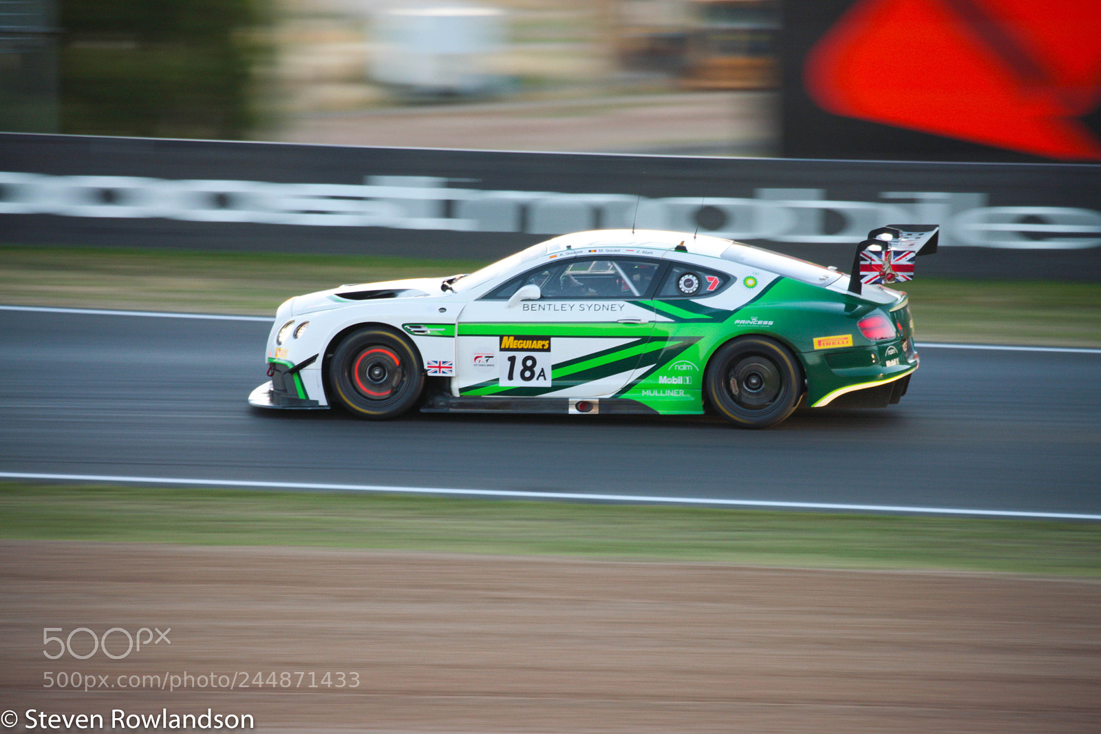 Canon EOS-1Ds Mark III sample photo. Bathurst 12 hour 2018 race day photography