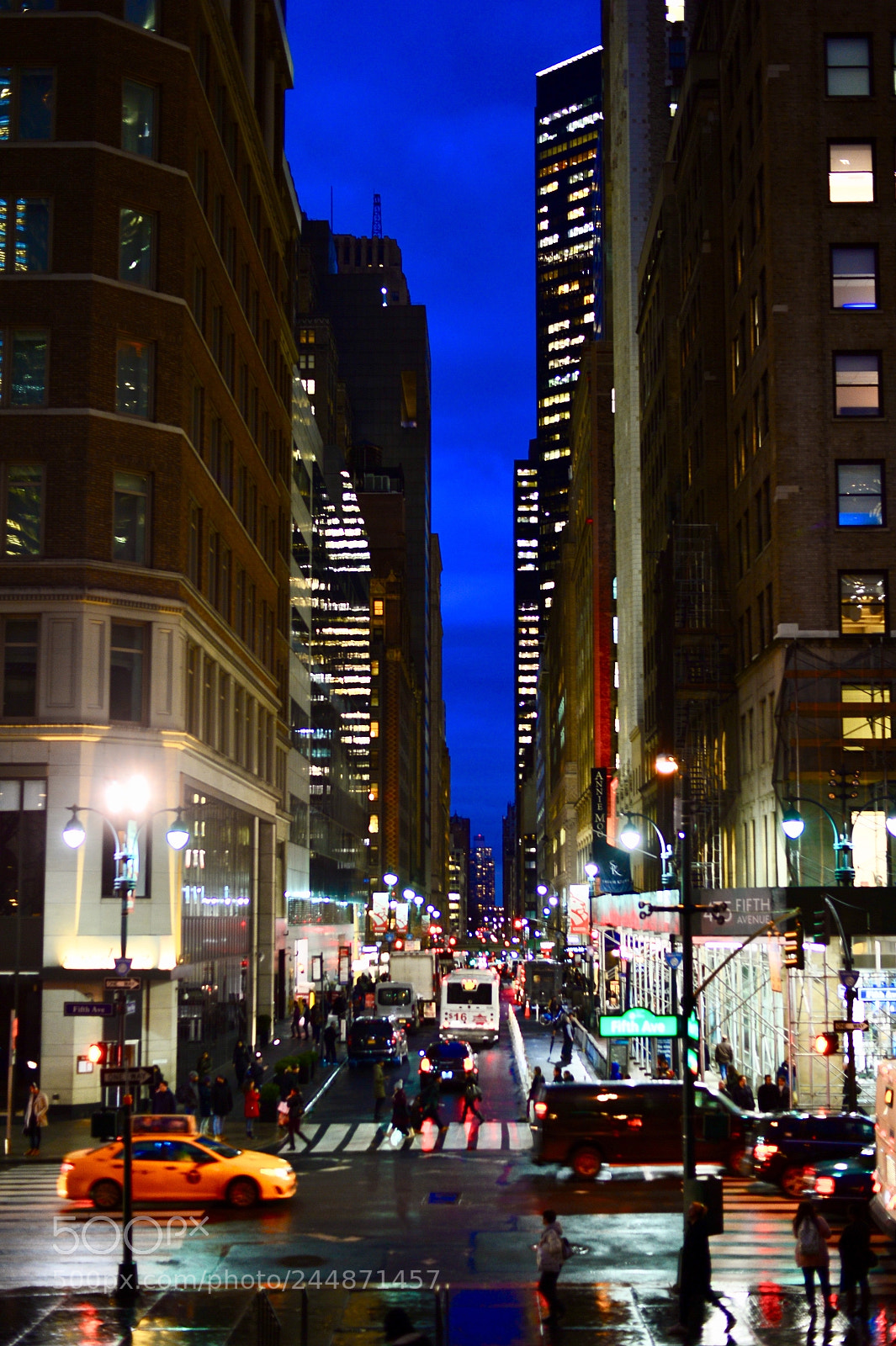 Nikon Df sample photo. 5th ave.,nyc photography
