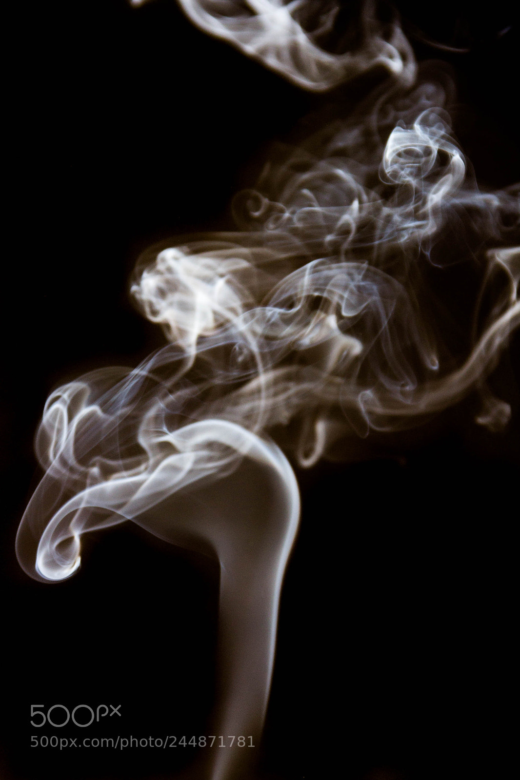 Canon EOS 600D (Rebel EOS T3i / EOS Kiss X5) sample photo. Abstract with smoke. photography