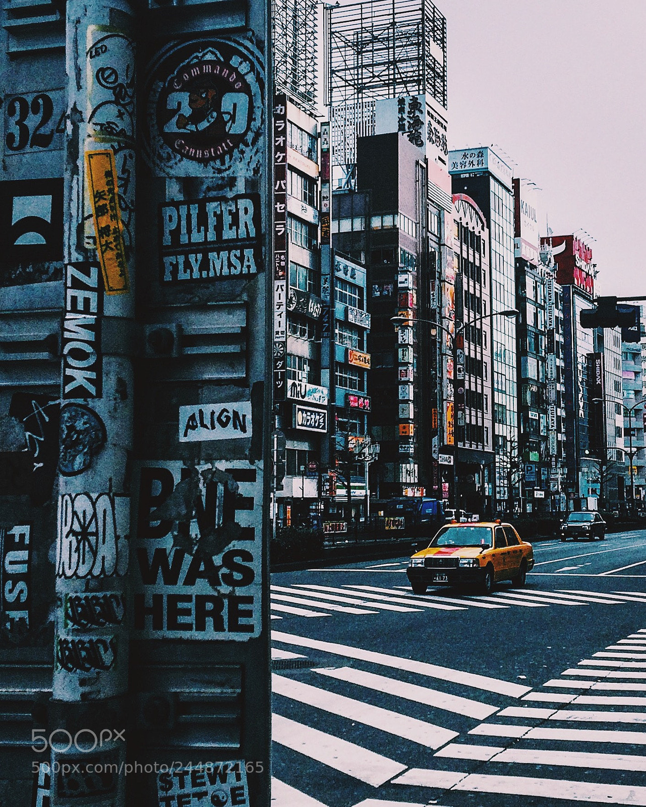 Apple iPhone 5s sample photo. Shinjuku photography