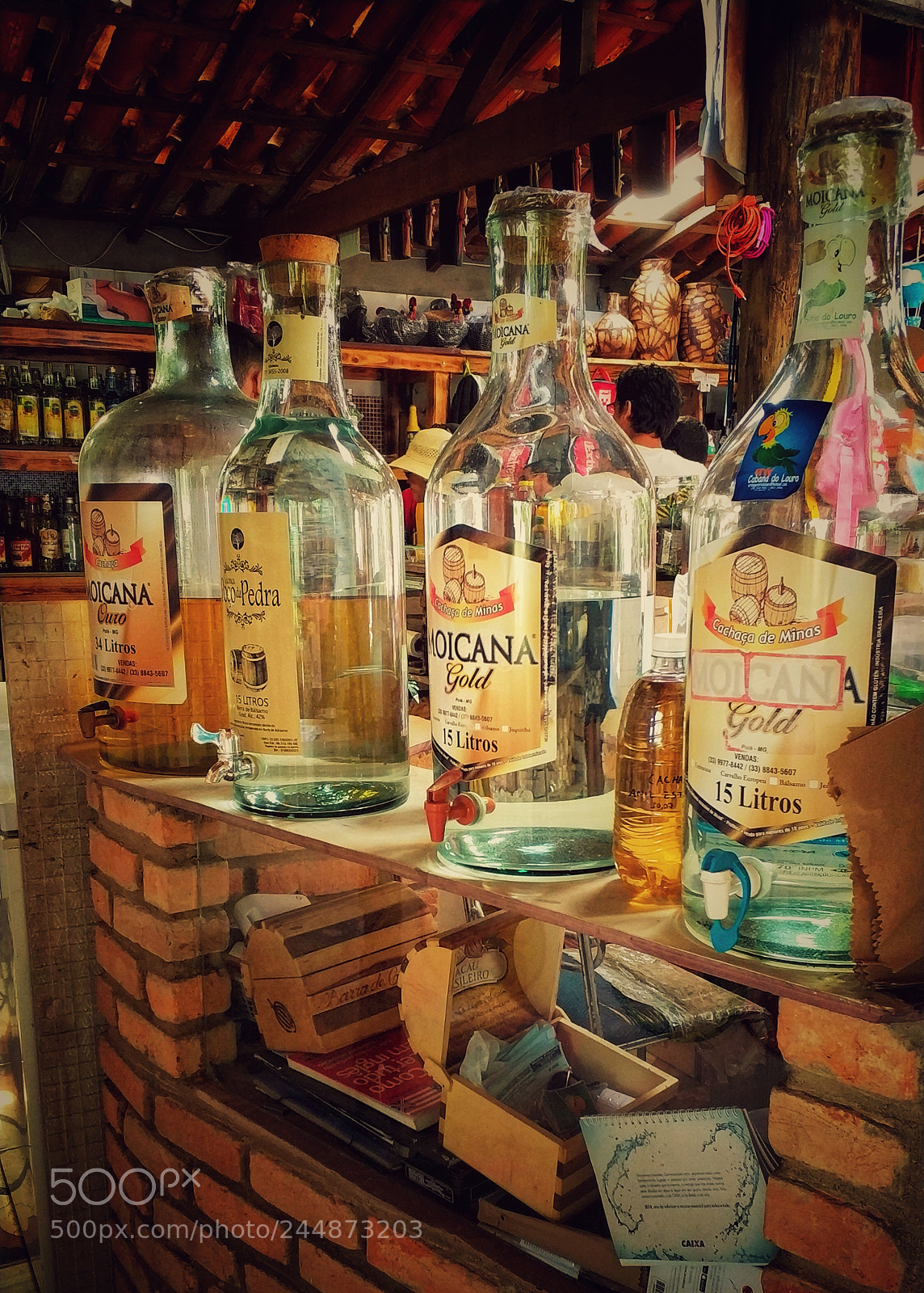 Xiaomi MI6 sample photo. Craft cachaça photography