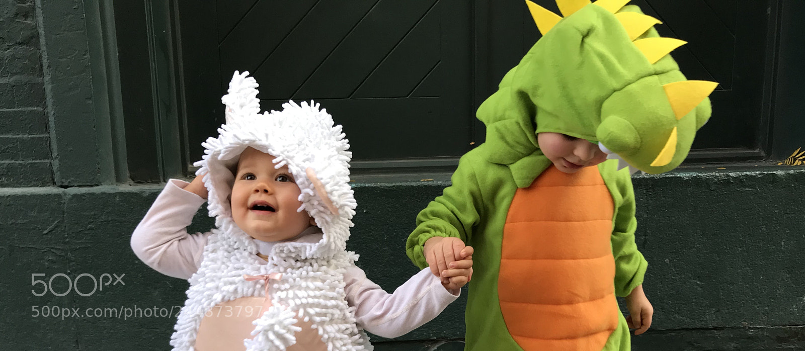 Apple iPhone 7 sample photo. Halloween photography