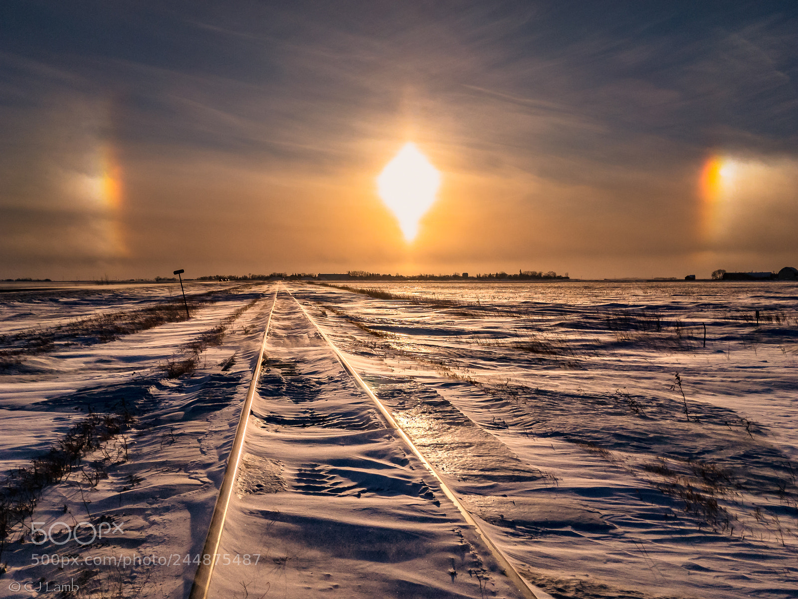 Apple iPhone SE sample photo. Sun dogs photography