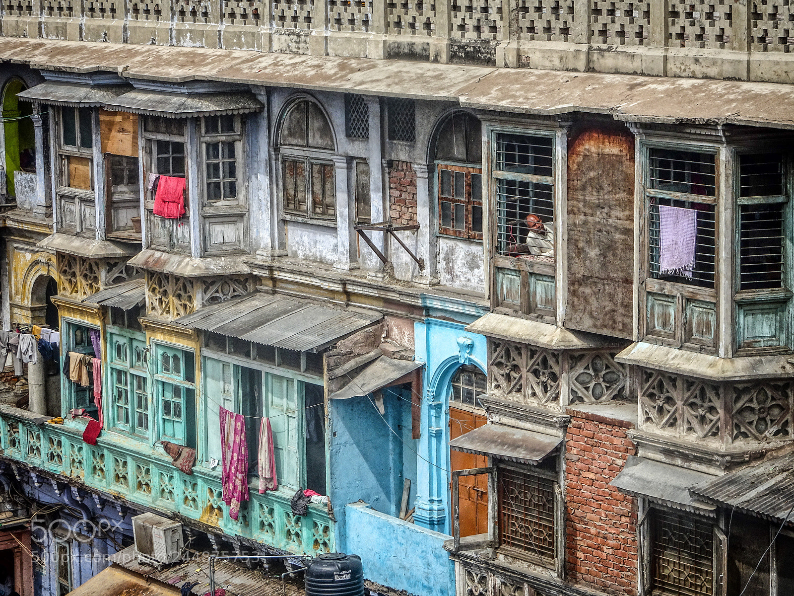 Sony Cyber-shot DSC-HX90V sample photo. Old delhi life photography