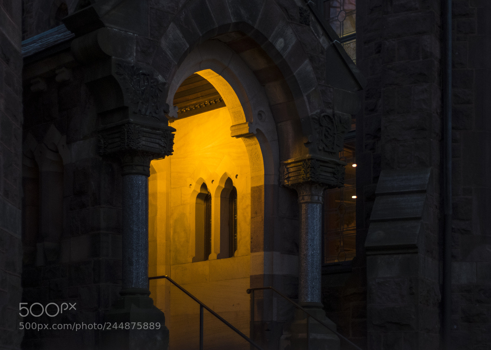 Fujifilm X-E3 sample photo. Golden doorway photography