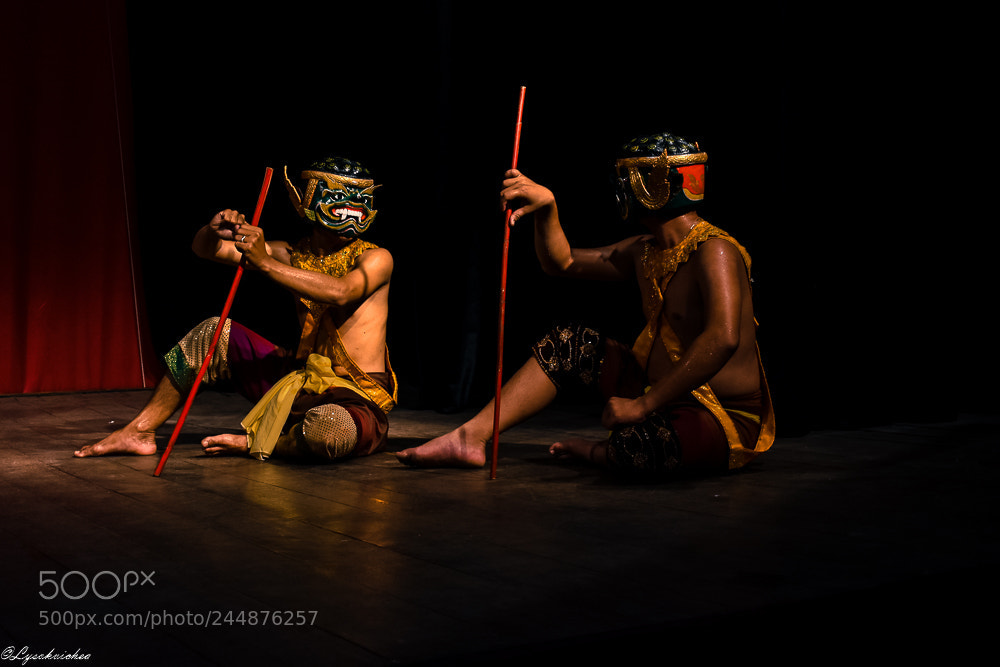 Nikon D3400 sample photo. " ពលយក្សរ " photography
