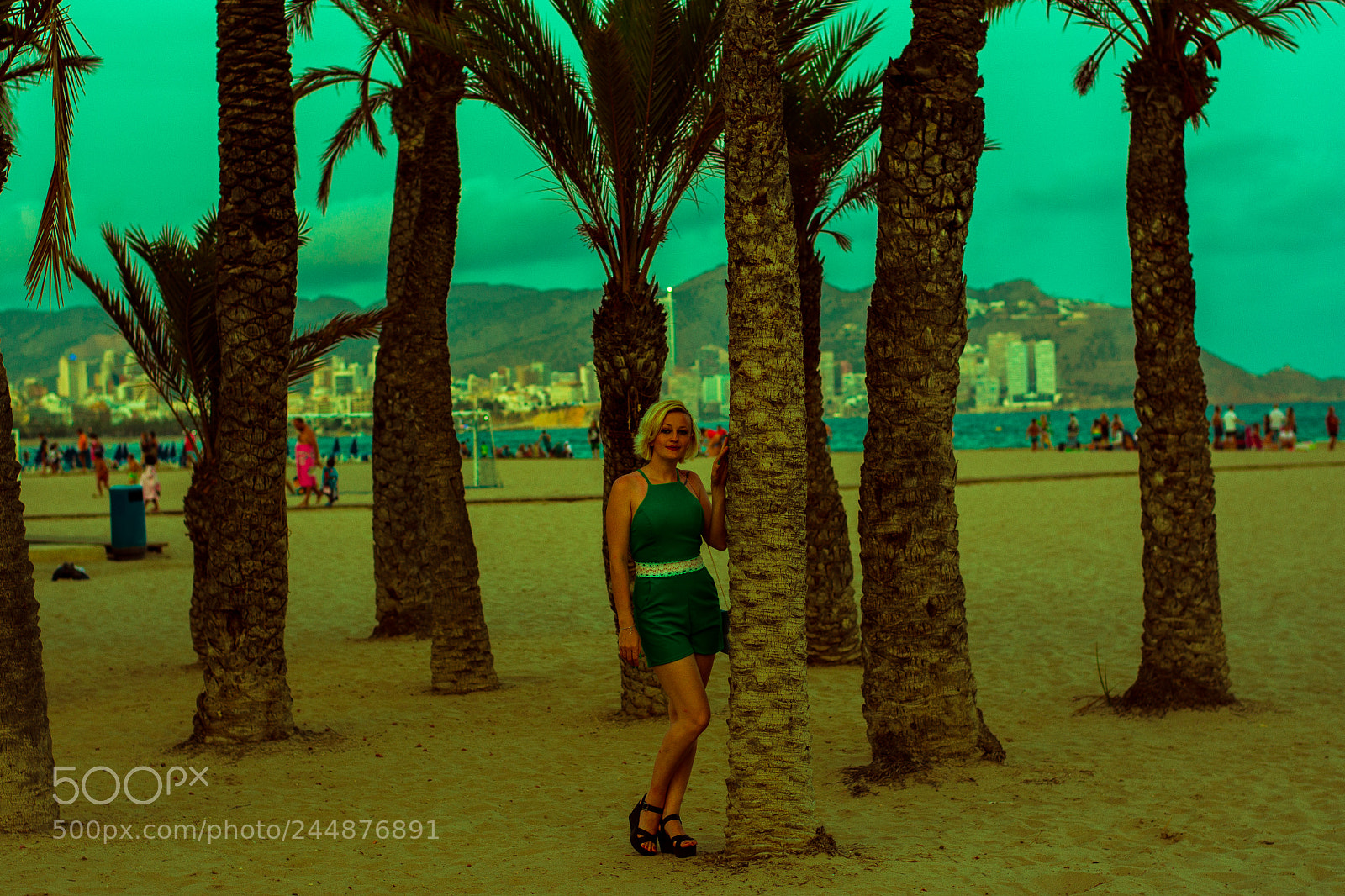Nikon D7200 sample photo. Benidorm beach photography