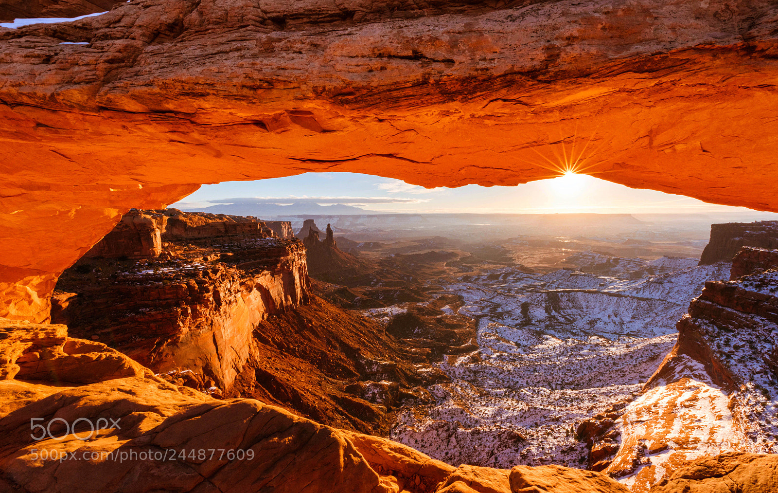 Nikon D810 sample photo. The glowing window photography
