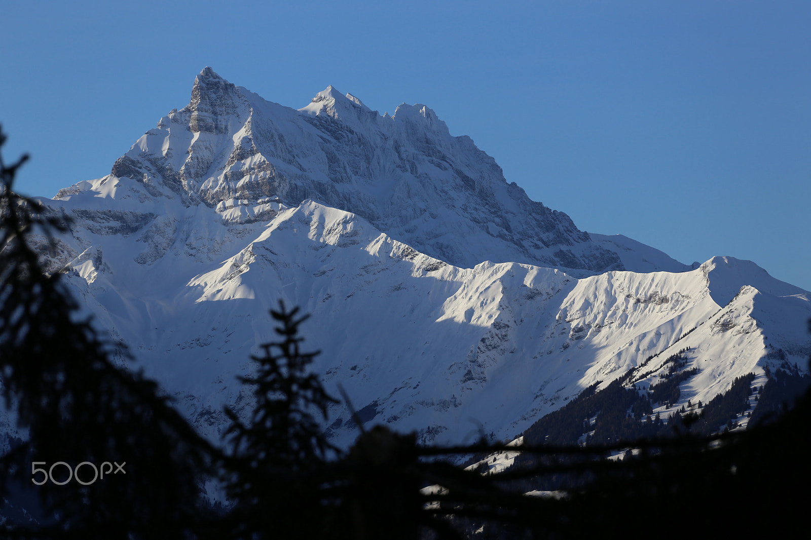 Canon EOS 6D + Canon EF 70-200mm F4L USM sample photo. The beauty of swiss alps in villars photography