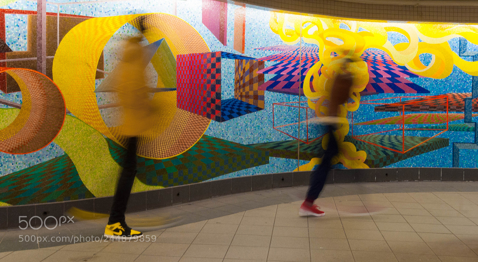 Nikon D90 sample photo. Passing through yellow and photography