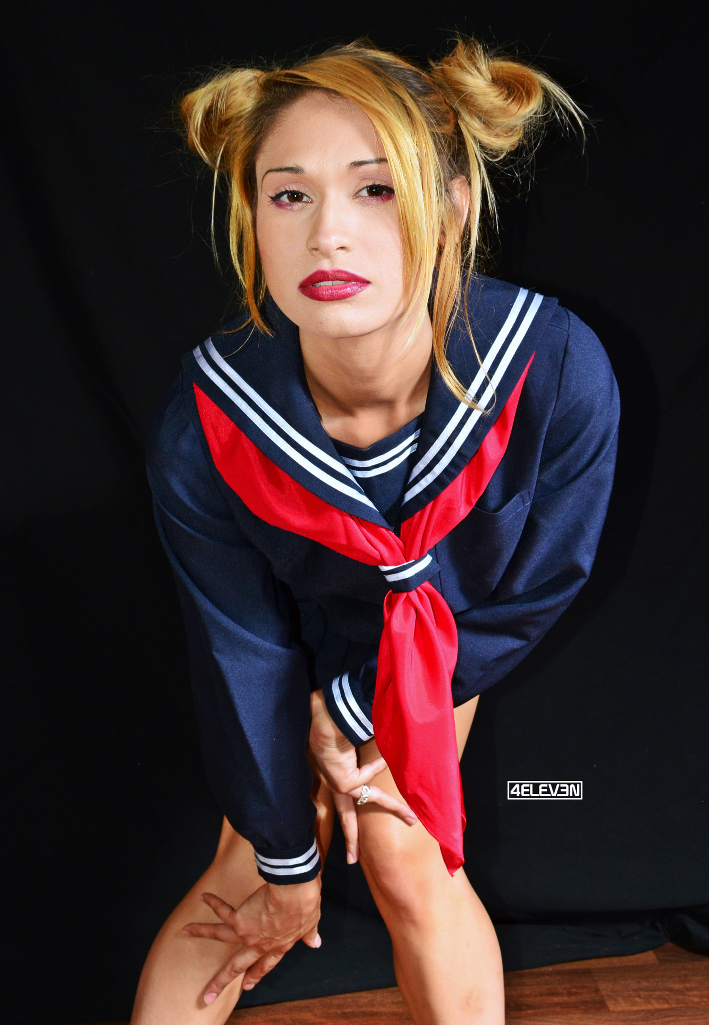 Nikon D7000 + Nikon AF-S DX Nikkor 35mm F1.8G sample photo. Sailor awkward photography