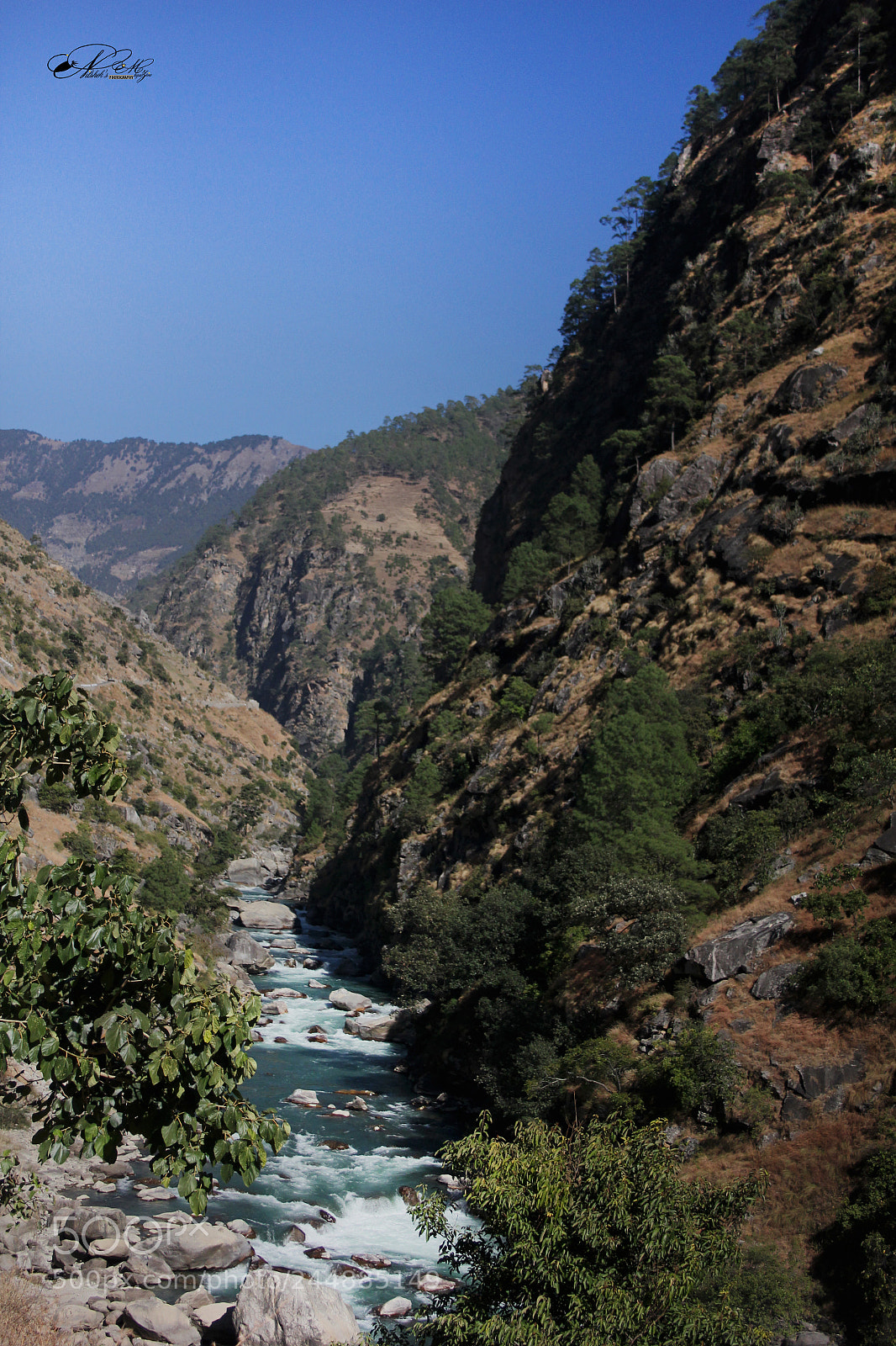 Canon EOS 550D (EOS Rebel T2i / EOS Kiss X4) sample photo. Karnali photography