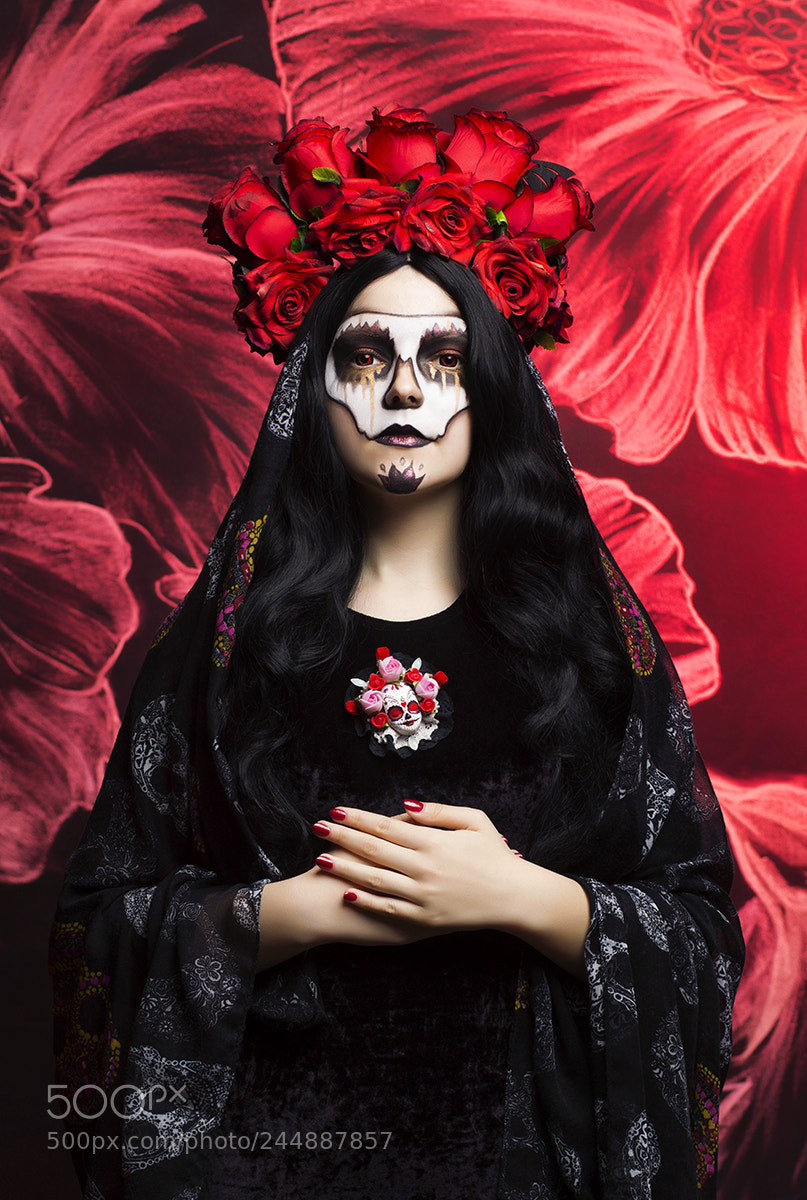 Canon EOS 1100D (EOS Rebel T3 / EOS Kiss X50) sample photo. Santa muerte photography