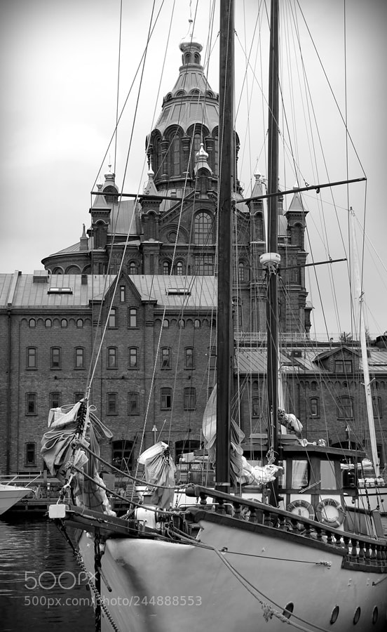 Canon EOS 60D sample photo. Cathedral&boat photography